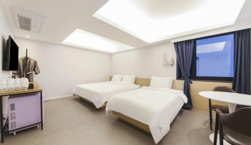 Deluxe Twin Room with Sea View