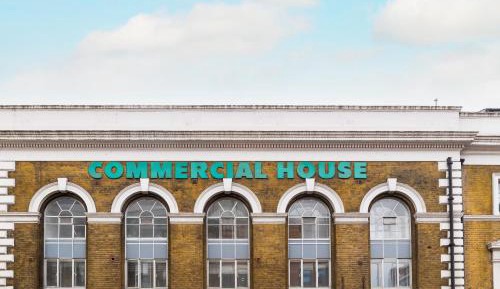 Roomy Studio Mezzanine