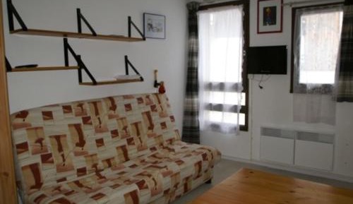 Apartment (3 Adults)