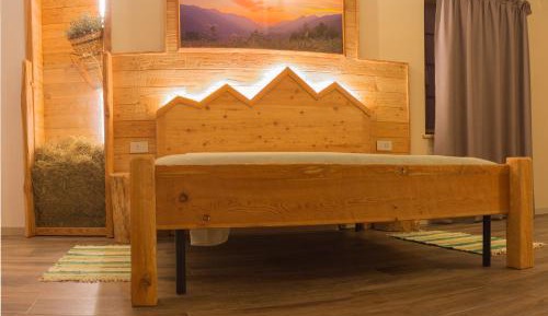 Quadruple Room with Private Bathroom