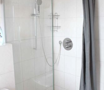 Twin Room with Shared Bathroom