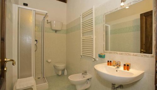 Apartment with Pool View 