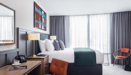 Standard Queen Room - High Floor