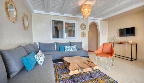 Two-Bedroom Apartment with Sea View