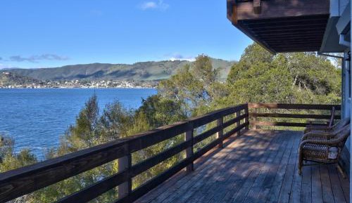 Two-Bedroom Holiday Home