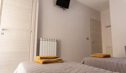 Double or Twin Room with Private Bathroom
