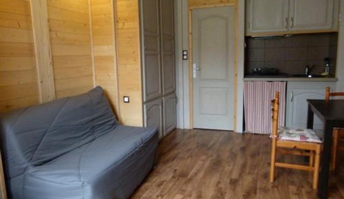 Apartment with Shower