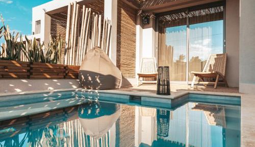 Suite with Private Pool