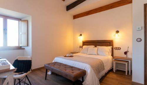 Deluxe Double Room with Bath