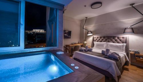 Suite with Acropolis View and Hot Tub