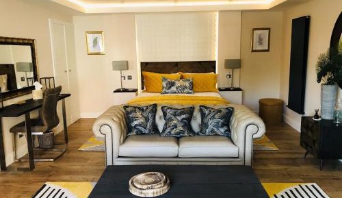 One-Bedroom House