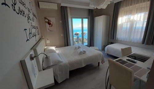 Standard Triple Room with Balcony and Sea View
