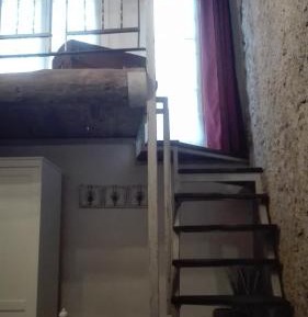 Apartment with Mountain View