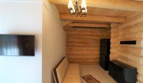 Deluxe Family Suite