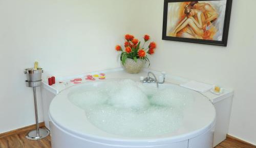 King Suite with Sea View