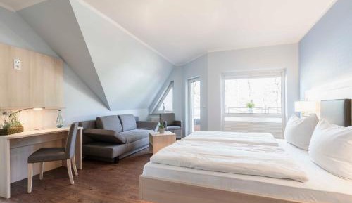 Suite with Lake View