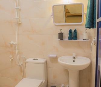 Twin Room with Private Bathroom