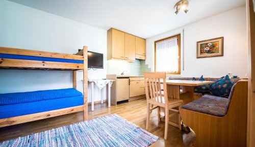 Superior One-Bedroom Apartment