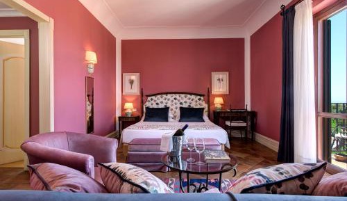 Junior Suite with Balcony and Sea View