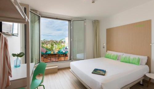 Double Room with Terrace