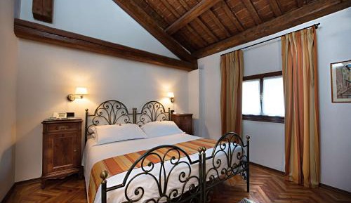 Economy Double or Twin Room