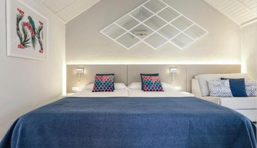 Bungalow with Sea View