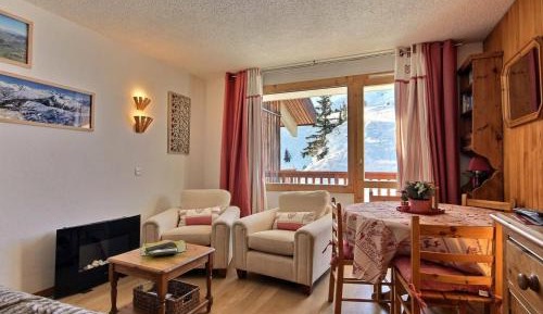 Apartment (4 Adults)