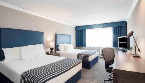 Standard Room, 2 Queen Beds, Kitchenette