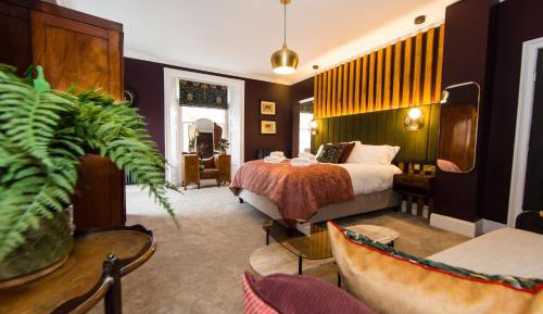 Farnon – Large Studio 