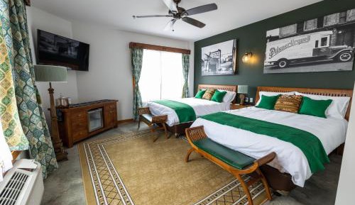 Two-Bedroom Suite