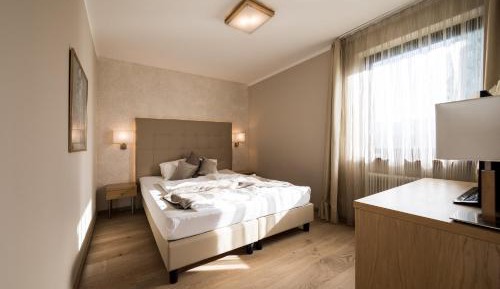 Superior Double Room with Patio