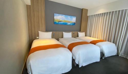 Deluxe Triple Room