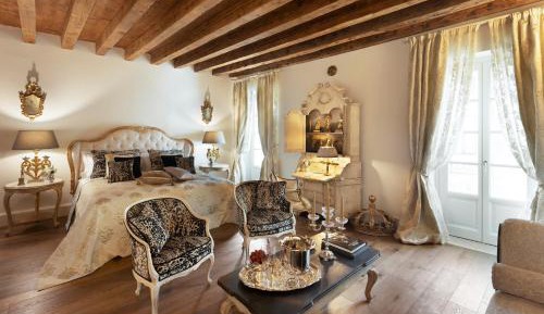 Suite with Balcony