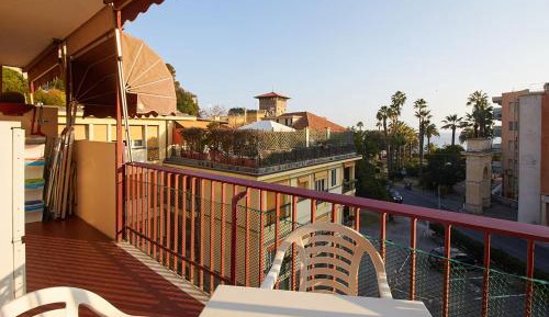 Studio Apartment with Sea View