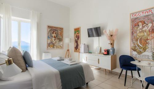 Queen Room with Balcony