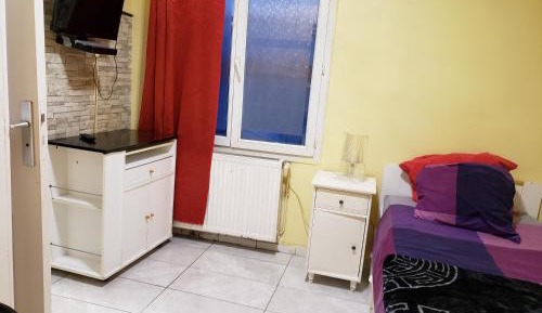 Standard Single Room with Shower