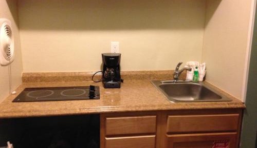 King Room with Kitchenette- Max 2