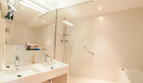 Junior Suite with Free Spa Access