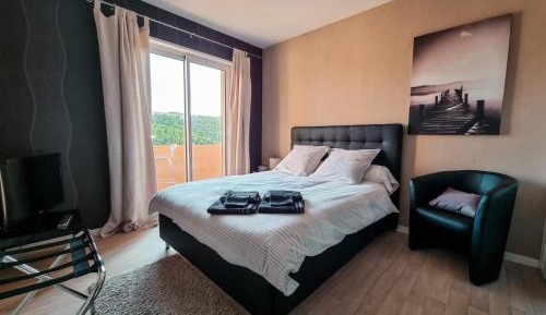 Single Room with Balcony