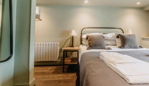 Standard Double - no Dogs