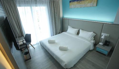 Deluxe King Room