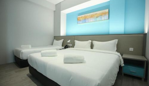 Deluxe Family Room