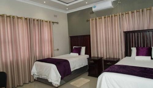 Twin Room with Bathroom