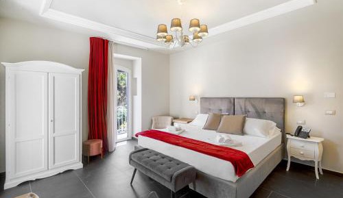 Junior Suite with Balcony
