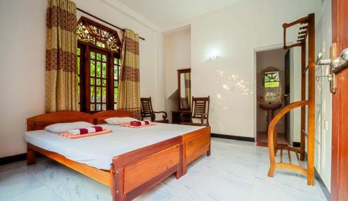 Deluxe Double or Twin Room with Garden View