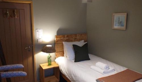 Single Room with Private Bathroom