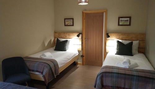 Quadruple Room with Private Bathroom