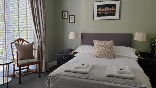 Large Double Room En-Suite First Floor 