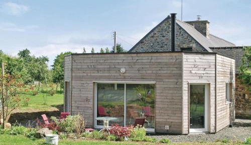 One-Bedroom Holiday Home