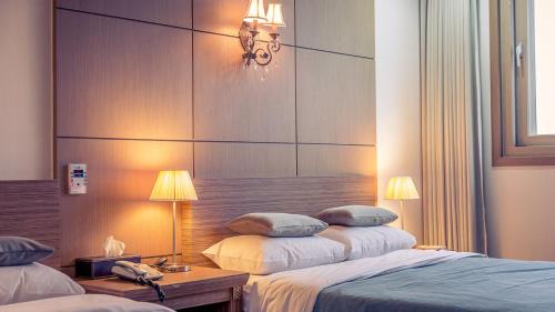 Twin Room with Mountain View